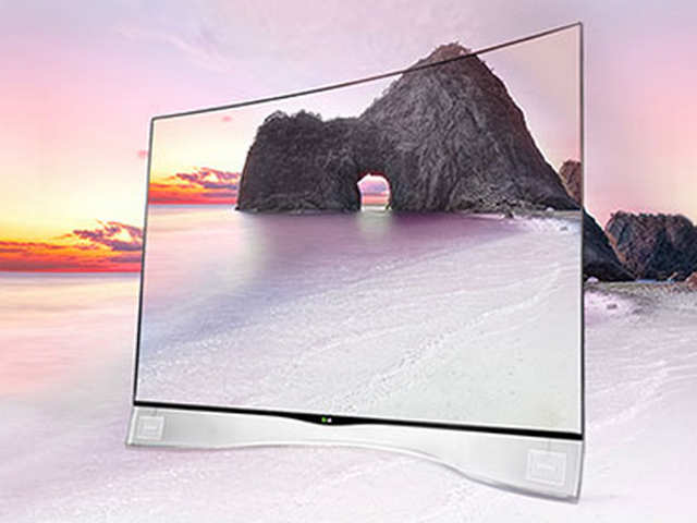 LG’s curved OLED: A glimpse into the future of TV technology