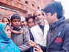 Kumar Vishwas at dalit home visited by Rahul Gandhi, claims situation same