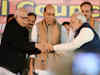 LK Advani warns of 2004 redux, showers praise on party’s prime ministerial candidate Narendra Modi
