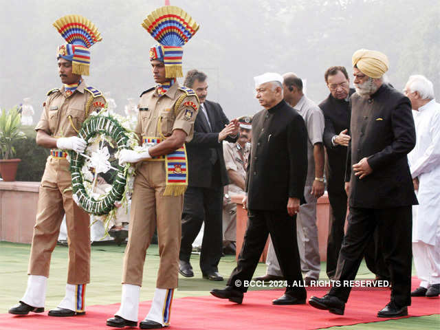 The Cons: Sushilkumar Shinde's side of the story