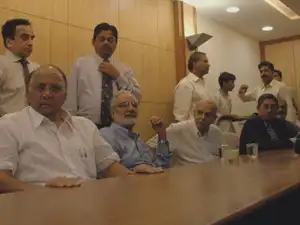 In an emergent meeting called here, the Indian Board reviewed the proposals of the ICC Commercial Rights Working Group, which have created quite a flutter in international cricket.The meeting was chaired by Board vice-President Shivlal Yadav after President N Srinivasan had to skip it because of his mother's death this morning. In an emergent meeting called here, the Indian Board reviewed the proposals of the ICC Commercial Rights Working Group, which have created quite a flutter in international cricket.The meeting was chaired by Board vice-President Shivlal Yadav after President N Srinivasan had to skip it because of his mother's death this morning.