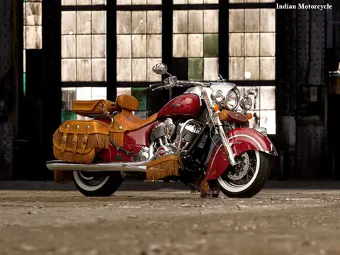 Yamaha Vmax 10 Cruiser Motorcycles Scorching Indian Roads The