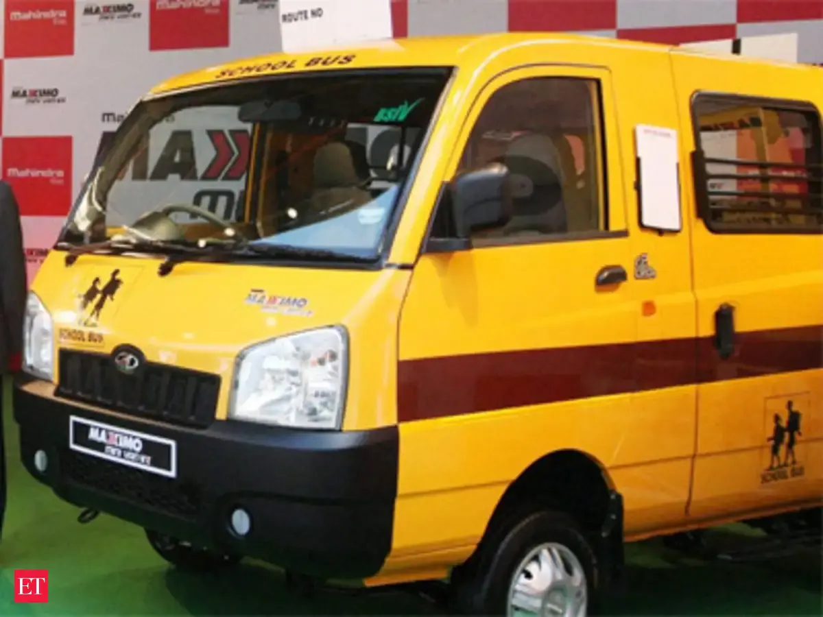 mahindra mini vans