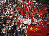Chinese citizens protest France's attitude