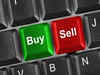 Buy GAIL, HDFC & sell R Comm: Experts