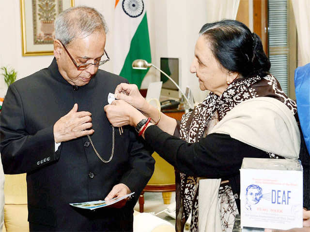 Pranab Mukherjee with  a member of All India Federation