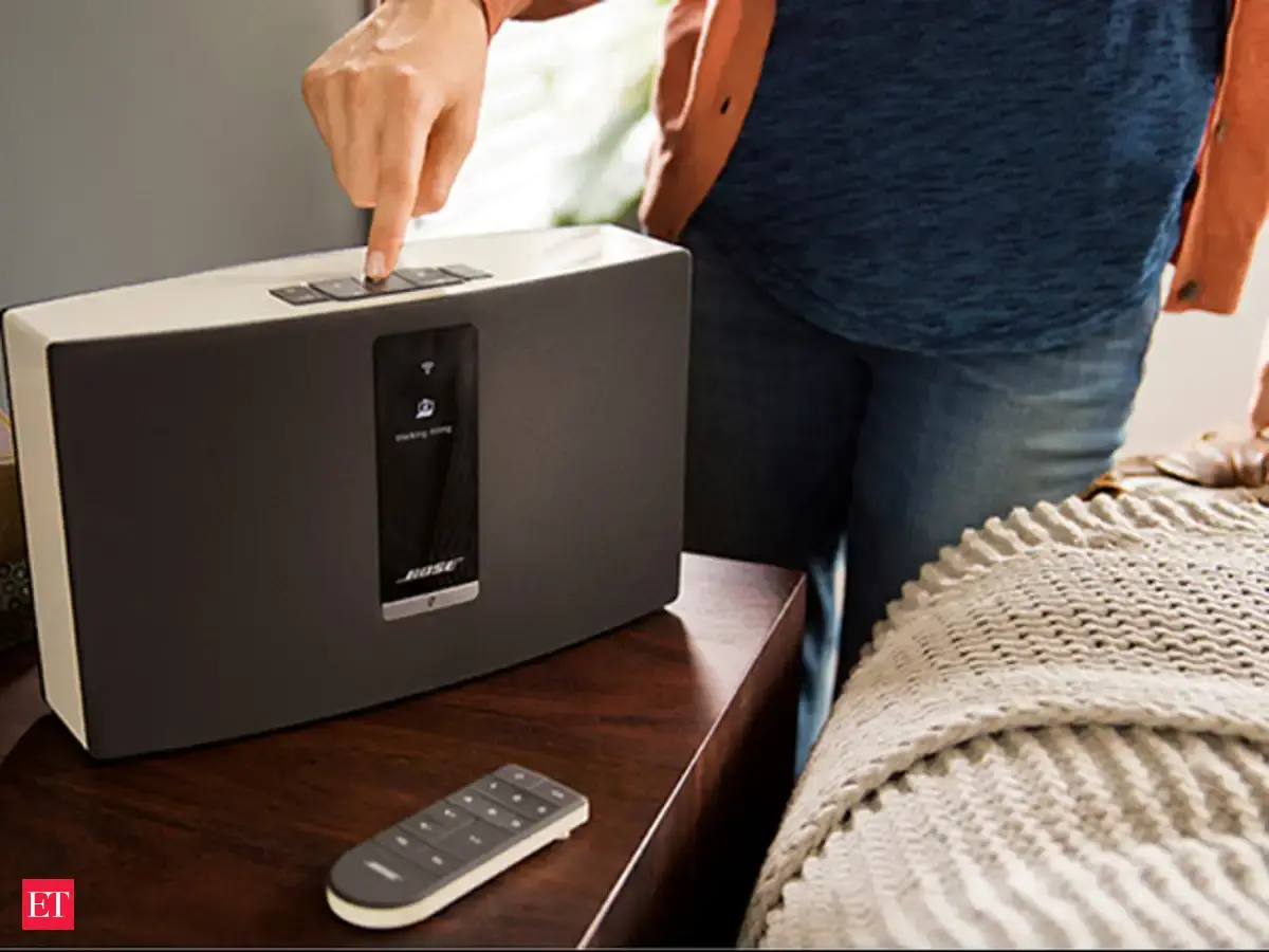 Pros & Cons - ET Review: Bose SoundTouch Portable & SoundTouch 20 | The ...
