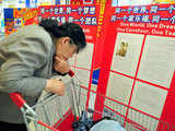 Carrefour China president and CEO apologises