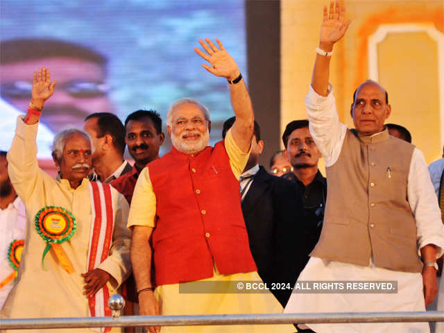 Narendra Modi and Rajnath Singh in Thiruvananthapuram