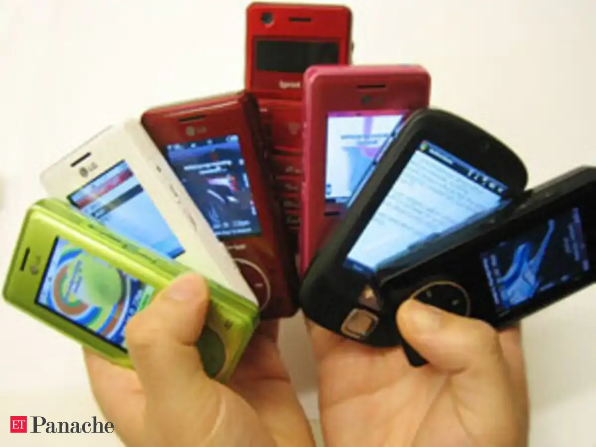 Smart phones and smart choice - | The Economic Times