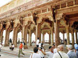 Tourists visit Amber palace in Jaipur