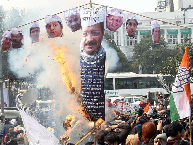 Launch of 'Pol Khol Abhiyan' against AAP