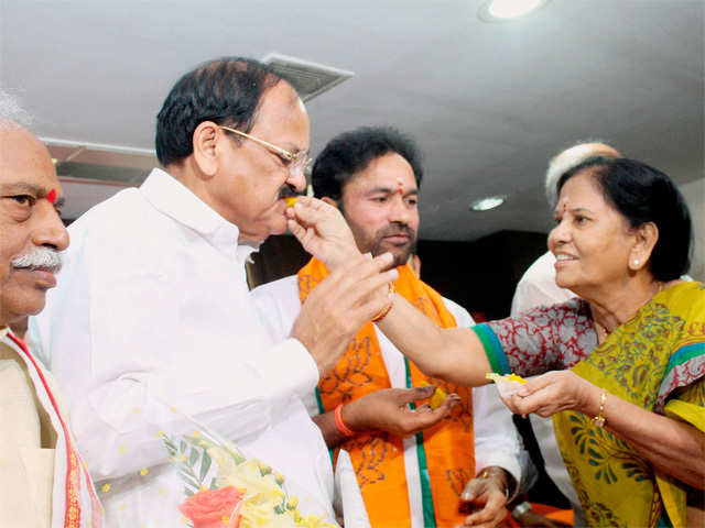 Venkaiah Naidu in Hyderabad