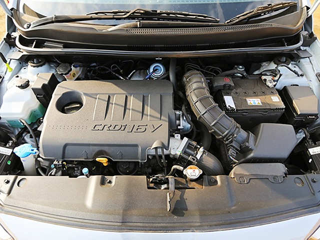 Hyundai Verna engine