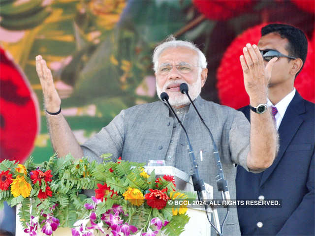 BJP Prime Ministerial candidate Narendra Modi addressing the Hunkar rally in Muzaffarpur