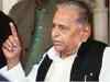 SP men asked to ensure decisive victory for party in LS polls