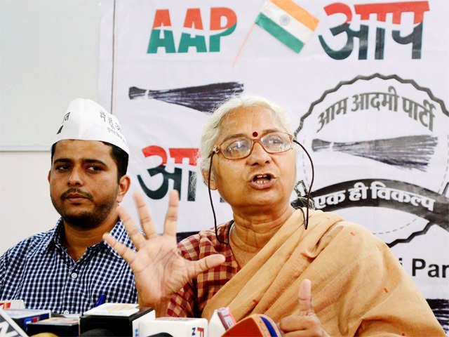 Medha Patkar addressng a press conference in Bhopal