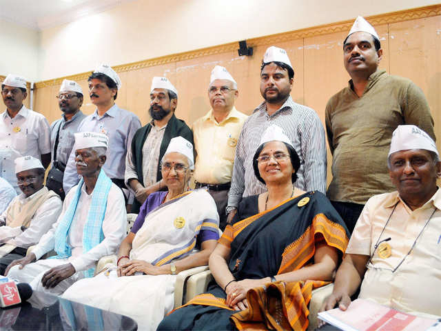 AAP candidates at press conference in Bengaluru