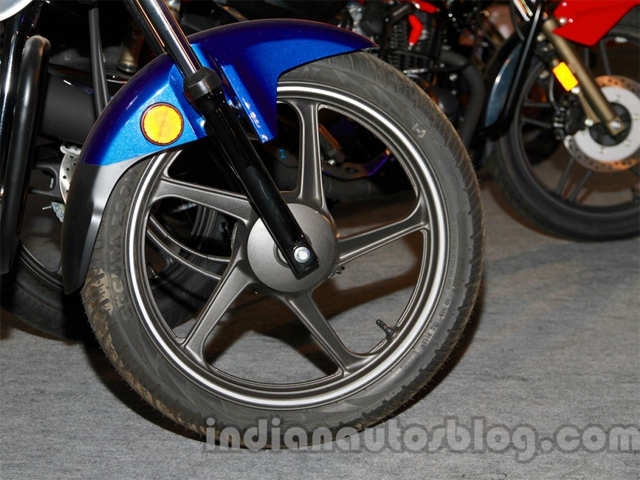 Blue Hero HF Deluxe 100CC BS6 at Rs 59000 in Mumbai