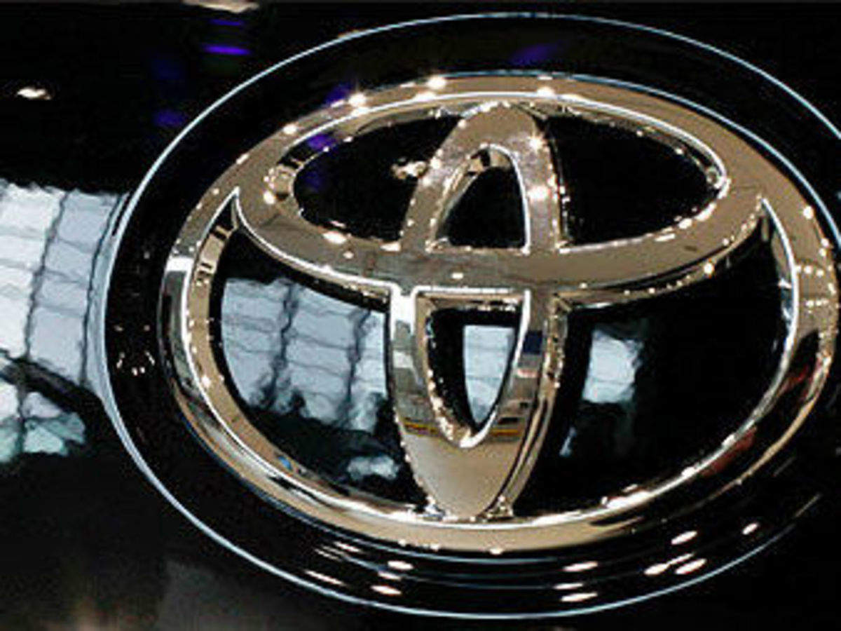 Toyota Innova Crysta News And Updates From The Economic Times