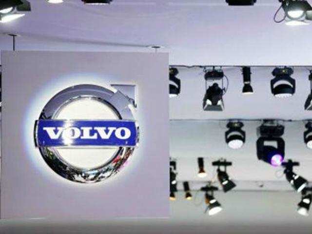 Volvo to sell rental unit in $1.1 billion deal