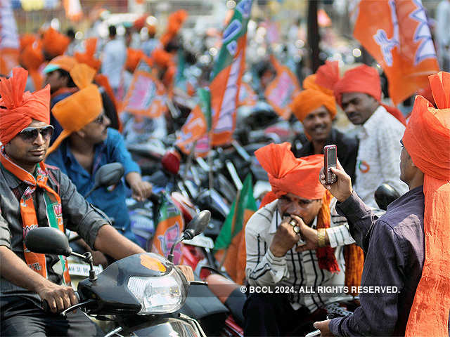 Nitin Gadkari's hectic election campaign rally in Nagpur