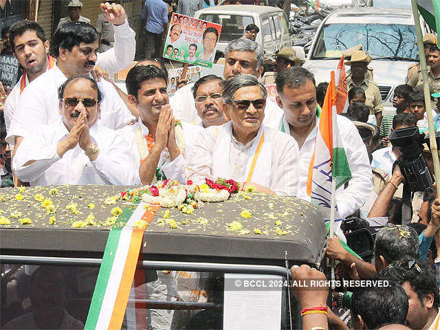 S M Krishna kicks of his election campaign