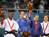 Women's judo extra lightweight division