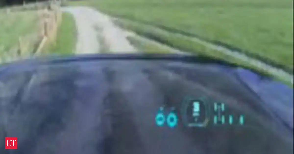 Video: Land Rover Debuts Invisible Car Technology - The Economic Times