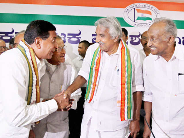 Oomen Chandy greets Bangalore North Candidate Narayanswami