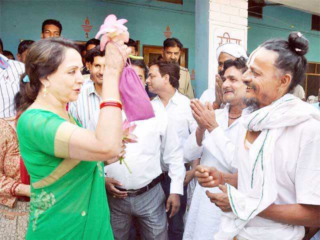 Hema Malini campaigns in Mathura