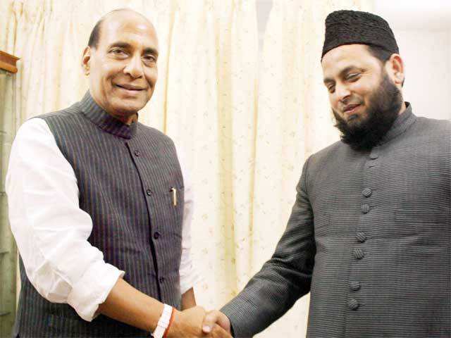 Rajnath Singh meets Maulana Khalid Rasheed