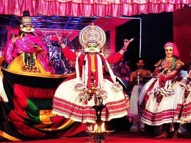 Kathakali dancers perform in Kozhikode