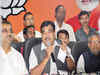 Congress, JD(U) approach Election Commission seeking action against Giriraj Singh, Nitin Gadkari