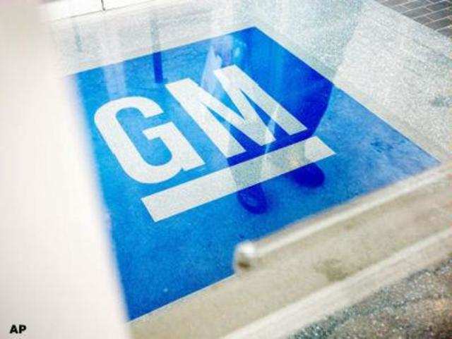 GM recalling 193,652 SUVs for fire risk
