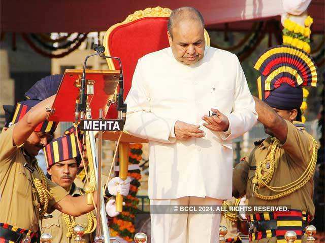 Governor K. Sankaranarayanan during 54th Maharashtra Day