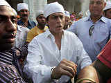 Khan at Golden Temple in Amritsar