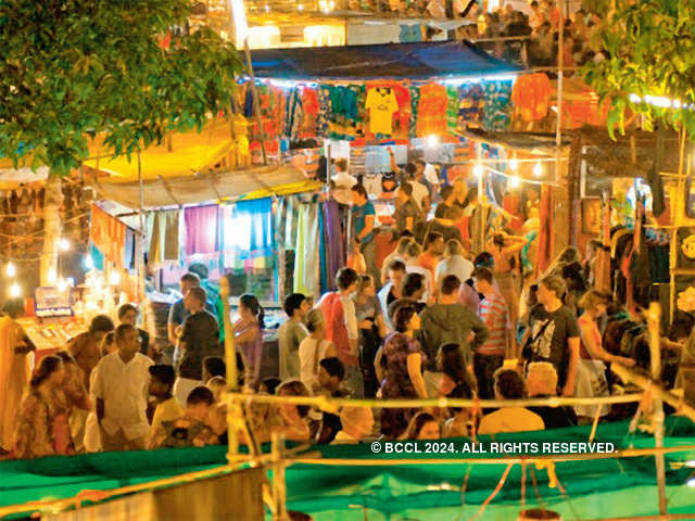 8) Saturday Night Bazaar, Arpora (Goa)