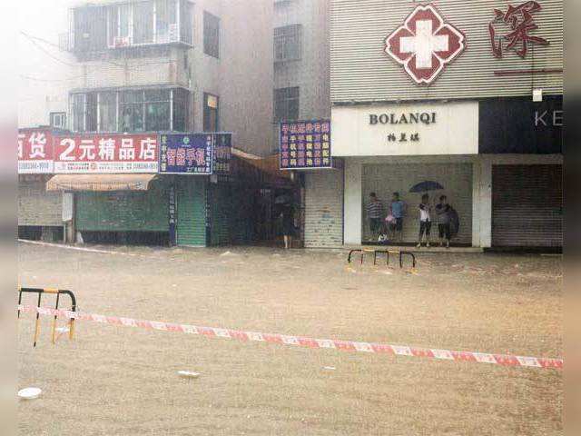 Residents take shelter