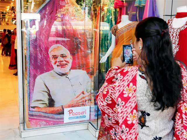 Narendra Modi displayed at a garments shop