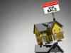 US foreclosures fall in April even as banks reclaim more homes: RealtyTrac