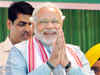 Narendra Modi puts Union Home Secretary Anil Goswami at ease
