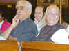 Jaswant Singh meets Advani, may rejoin BJP