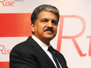Mahindra is an alumnus of the Harvard University, graduating with Honours from Harvard College, Cambridge, Massachusetts, in 1977. Mahindra is an alumnus of the Harvard University, graduating with Honours from Harvard College, Cambridge, Massachusetts, in 1977.