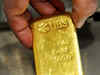Gold, crude prices slip; trading bets by experts