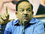 Make wearing rear-seat belts mandatory: Harsh Vardhan