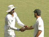 Ponting congratulates Harbhajan