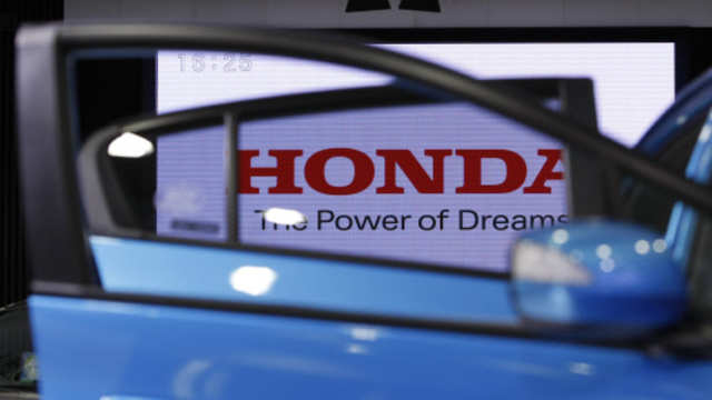 Honda Motor plans to hire 1,000 people in India by end of FY'15