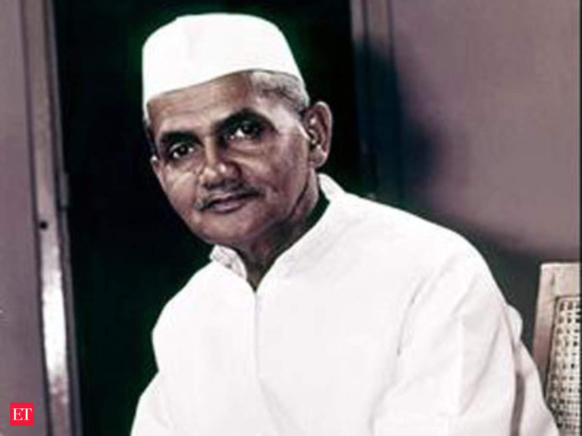 Lal Bahadur Shastri When Kosygin Called Lal Bahadur Shastri Super Communist The Economic Times