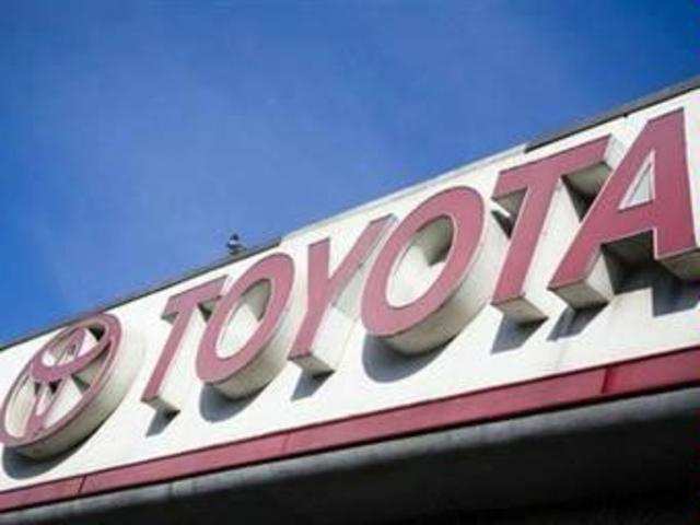 Toyota to recall 1.73 mn vehicles worldwide due to airbag problem